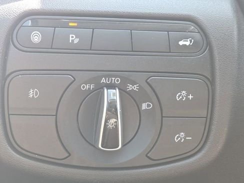 Used 2019 INFINITI QX50 Essential w/ Premium Heat Package AWD/4WD image 24