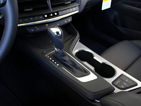 New 2025 Cadillac CT4 Premium Luxury image 25