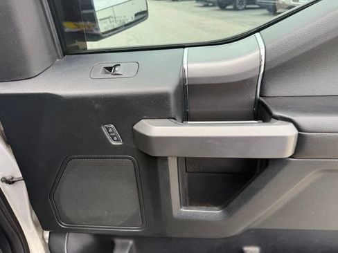 Used 2017 Ford F150 XLT w/ Equipment Group 301A Mid RWD image 19