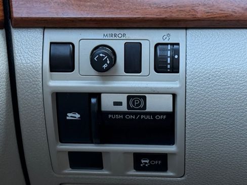 Used 2014 Subaru Outback 2.5i Limited image 20