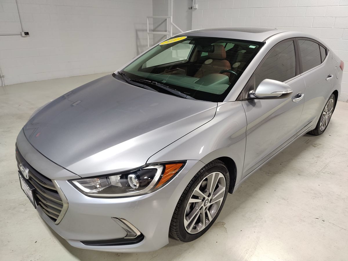 Used 2017 Hyundai Elantra Limited w/ Limited Tech Package 04 FWD image 18
