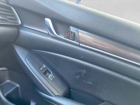 Used 2022 Honda Accord Sport image 22