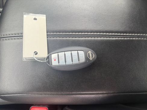 Used 2025 Nissan Altima 2.5 SV FWD image 28