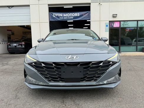 Used 2021 Hyundai Elantra Limited w/ Cargo Package FWD image 6