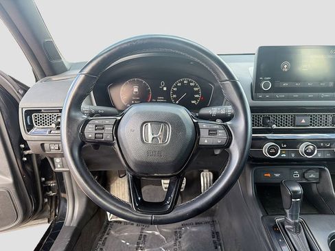 Used 2023 Honda Civic Sport image 11