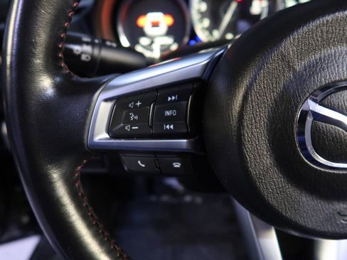 Used 2018 MAZDA MX-5 Miata RF Club w/ Brembo/BBS Package RWD image 19