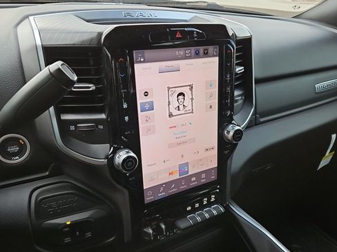 New 2026 RAM 3500 Big Horn AWD/4WD image 12