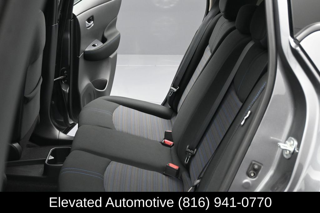 Used 2025 Nissan Leaf S FWD image 18