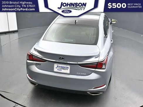Used 2022 Lexus ES 350 Ultra Luxury w/ Accessory Package FWD image 25