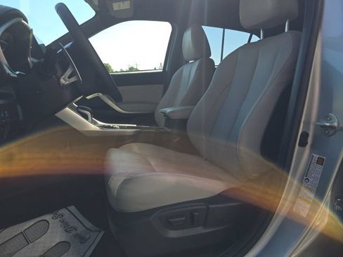 Used 2025 Mitsubishi Eclipse Cross SEL AWD/4WD image 9