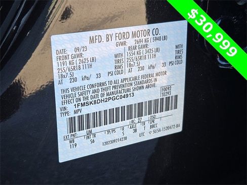 Used 2023 Ford Explorer XLT w/ Equipment Group 202A image 28