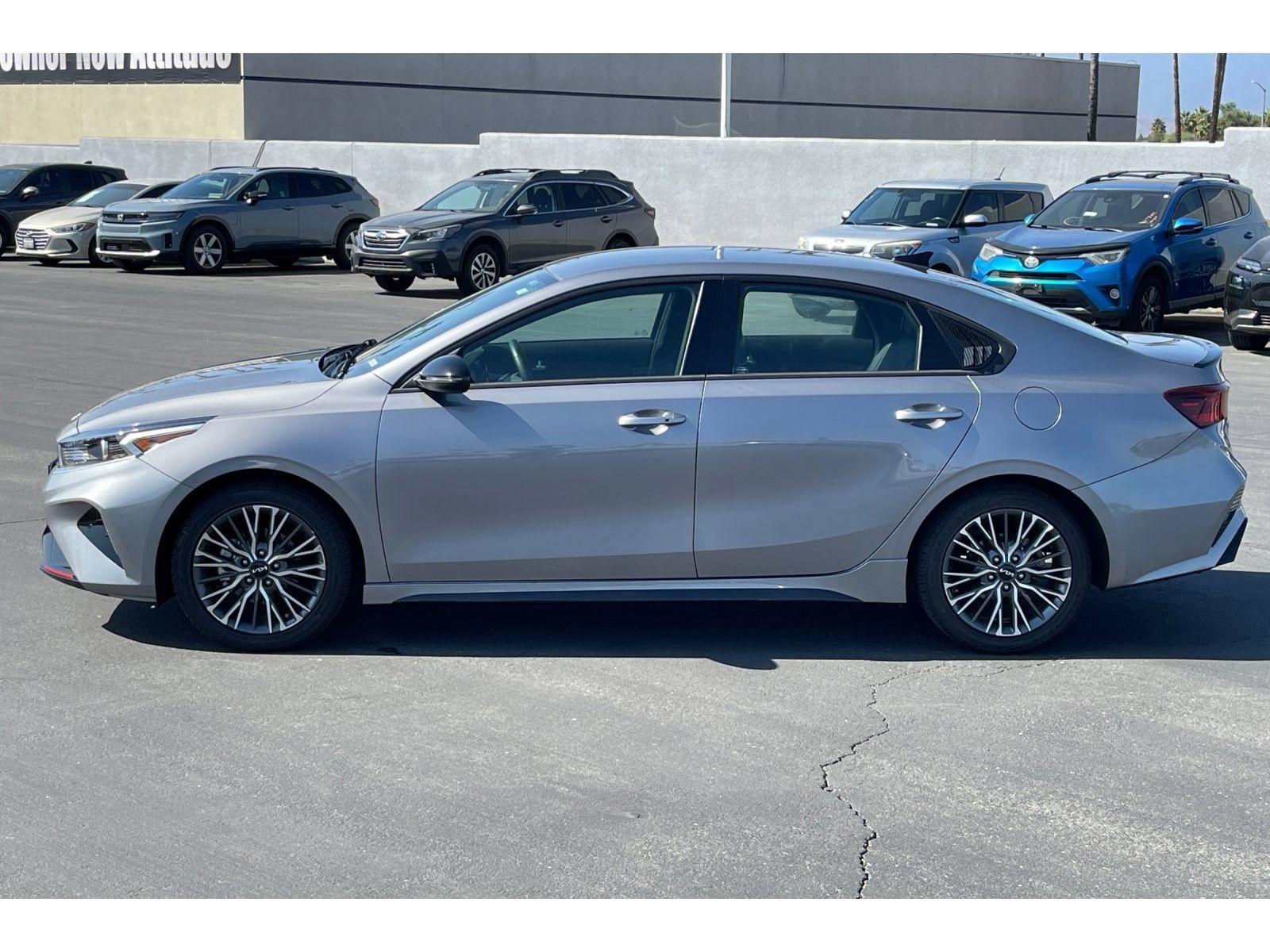 Used 2023 Kia Forte GT-Line FWD image 2