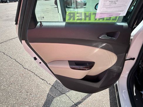 Used 2016 Buick Verano Leather w/ Experience Buick Package FWD image 13