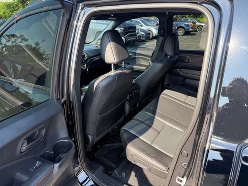 Certified 2025 Honda Ridgeline TrailSport image 6