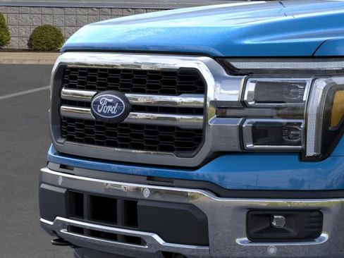 New 2025 Ford F150 Lariat w/ Equipment Group 502A High AWD/4WD image 17