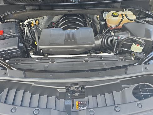 Used 2023 GMC Yukon SLT image 31