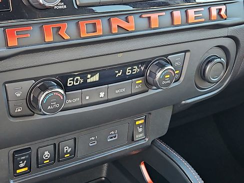 Used 2026 Nissan Frontier PRO-4X w/ Pro-4x Convenience Package AWD/4WD image 15