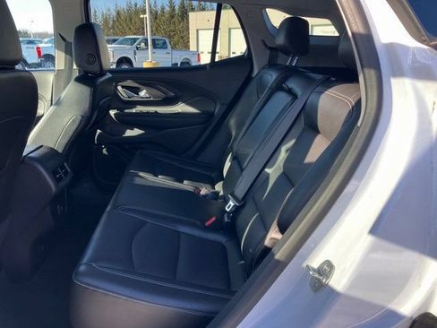 Used 2024 GMC Terrain SLT AWD/4WD image 19
