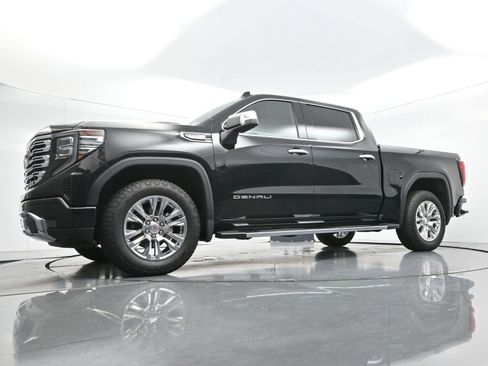 Used 2025 GMC Sierra 1500 Denali AWD/4WD image 51