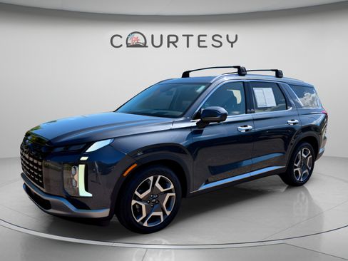 Certified 2024 Hyundai Palisade Limited FWD image 1