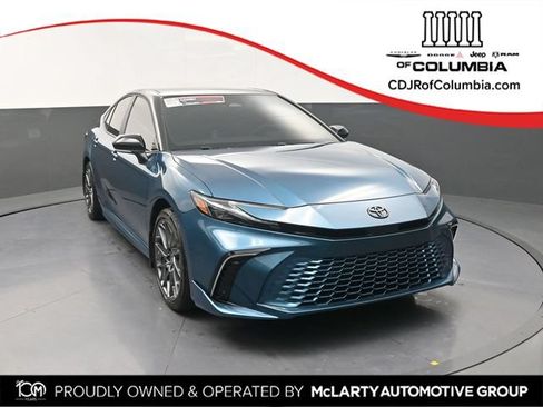 Used 2026 Toyota Camry XSE AWD/4WD image 1