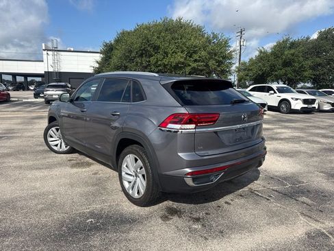 Used 2021 Volkswagen Atlas Cross Sport SE FWD image 6