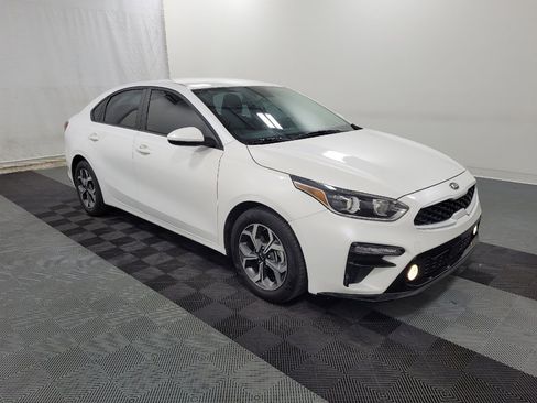 Used 2021 Kia Forte LXS FWD image 11