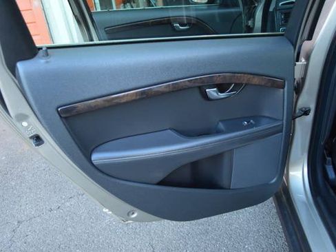 Used 2016 Volvo XC70 T5 Premier w/ Proximity Package FWD image 57