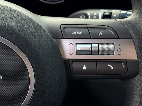 New 2026 Hyundai Kona SE image 13