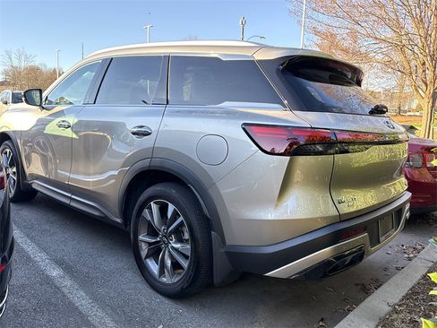 Used 2024 INFINITI QX60 Luxe image 8