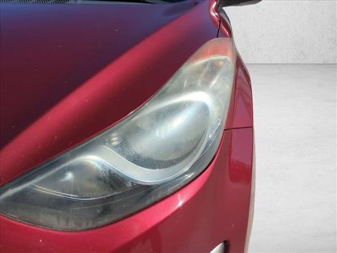 Used 2013 Hyundai Elantra GLS w/ Preferred Pkg FWD image 9