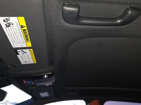 Used 2024 Kia Sportage SX image 12