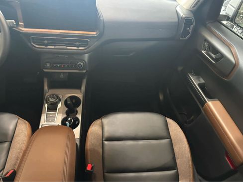 Used 2025 Ford Bronco Sport Outer Banks w/ Outer Banks Tech Package+ AWD/4WD image 12