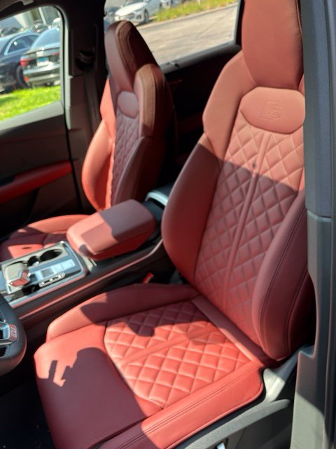 New 2026 Audi SQ7 Premium Plus AWD/4WD image 13