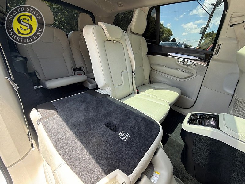 Used 2017 Volvo XC90 T6 Momentum w/ Vision Package AWD/4WD image 21