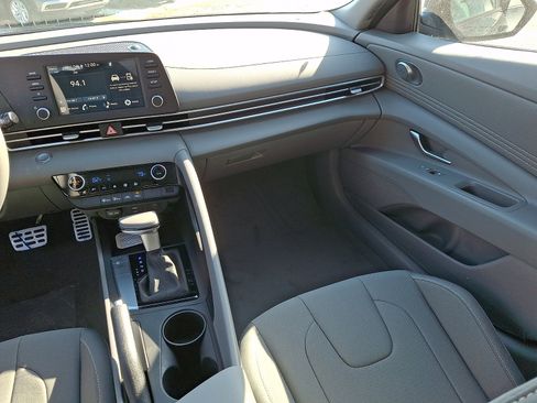 New 2026 Hyundai Elantra Sport image 11