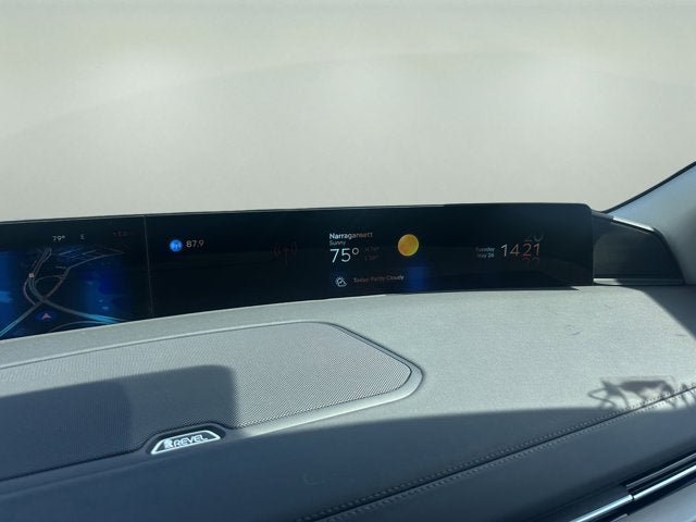 New 2026 Lincoln Navigator Premiere AWD/4WD image 16