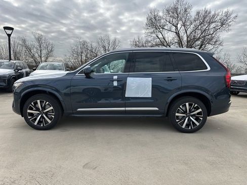New 2026 Volvo XC90 B6 Core image 4