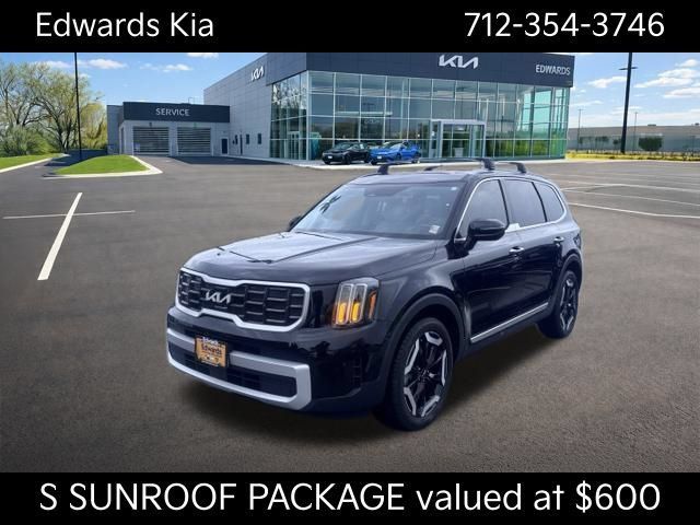 Used 2024 Kia Telluride S w/ S Sunroof Package AWD/4WD image 1
