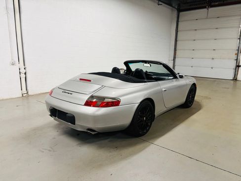 Used 2001 Porsche 911 Carrera RWD image 8