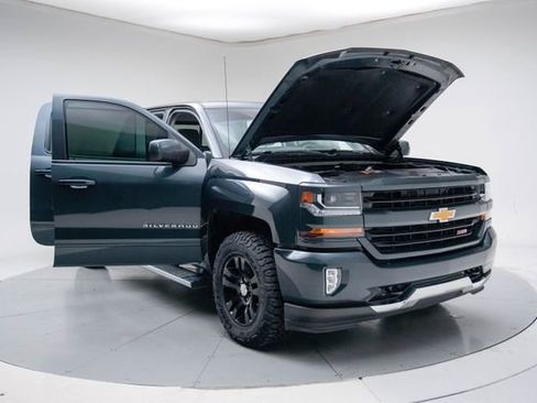 Used 2017 Chevrolet Silverado 1500 LT w/ All Star Edition AWD/4WD image 15