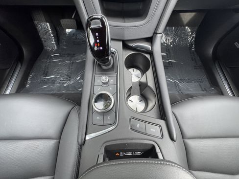 Used 2025 Cadillac XT5 Premium Luxury image 29