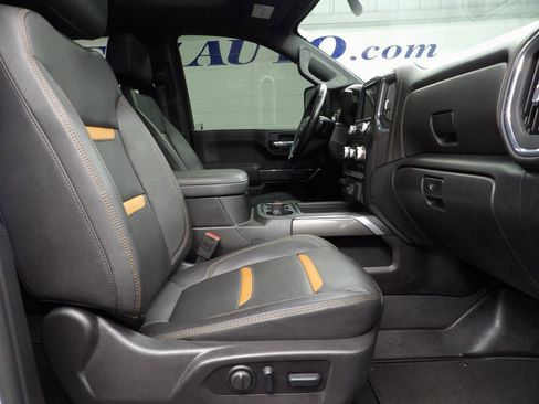 Used 2023 GMC Sierra 2500 AT4 w/ AT4 Preferred Package image 31