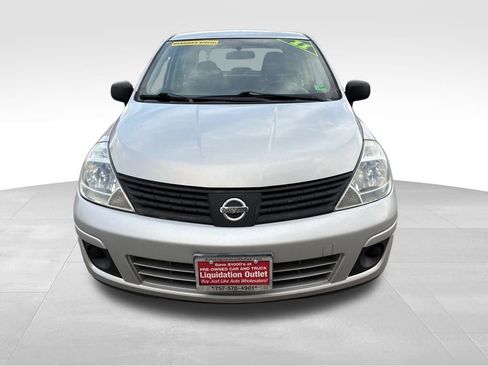 Used 2011 Nissan Versa Sedan image 9