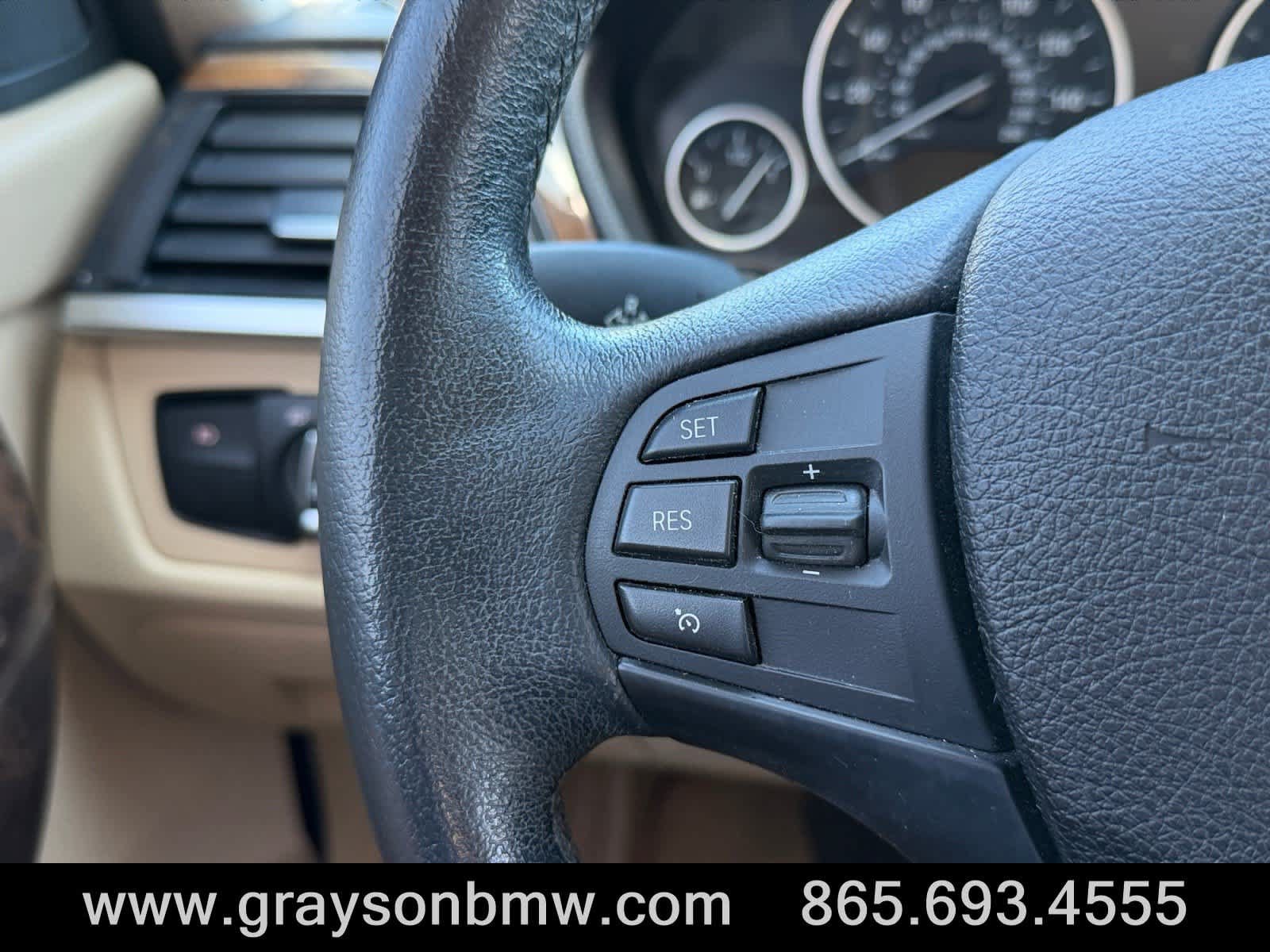 Used 2014 BMW 320i xDrive Sedan AWD/4WD image 22