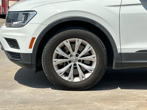 Used 2018 Volkswagen Tiguan S FWD image 24