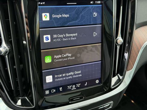 Certified 2025 Volvo V60 B5 Cross Country Plus image 27