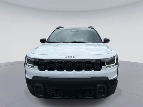 Used 2026 Jeep Cherokee Overland w/ Trailer Tow Group AWD/4WD image 9