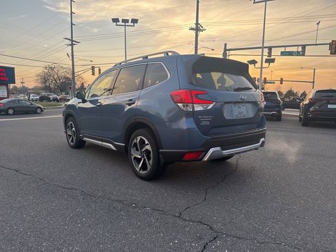 Used 2023 Subaru Forester Touring w/ Popular Package #2 image 11