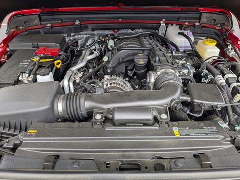 New 2025 Jeep Wrangler Unlimited Sport image 31